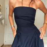 Renata – Salopetă de Damă Elegantă Fără Bretele, Croială Slim