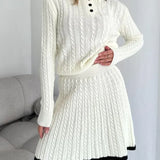 Set fustă cu rever și tricotat în cablu