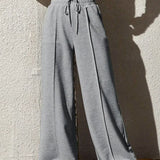 Pantaloni de trening largi, casual și eleganți pentru plimbări prin oraș