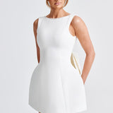 Elle – Rochie Mini de Damă cu Fundă și Perle