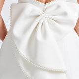 Elle – Rochie Mini de Damă cu Fundă și Perle