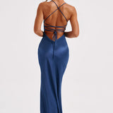 Amara – Rochie de Damă Maxi Satin Elegantă cu Fisură