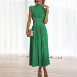 Emilia - Rochie elegantă cu decolteu adânc